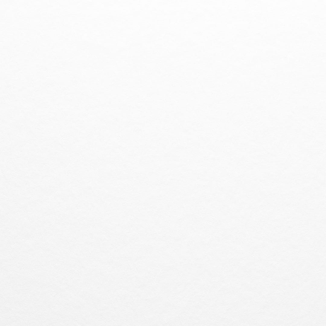 RED LIGHTS - Image 7